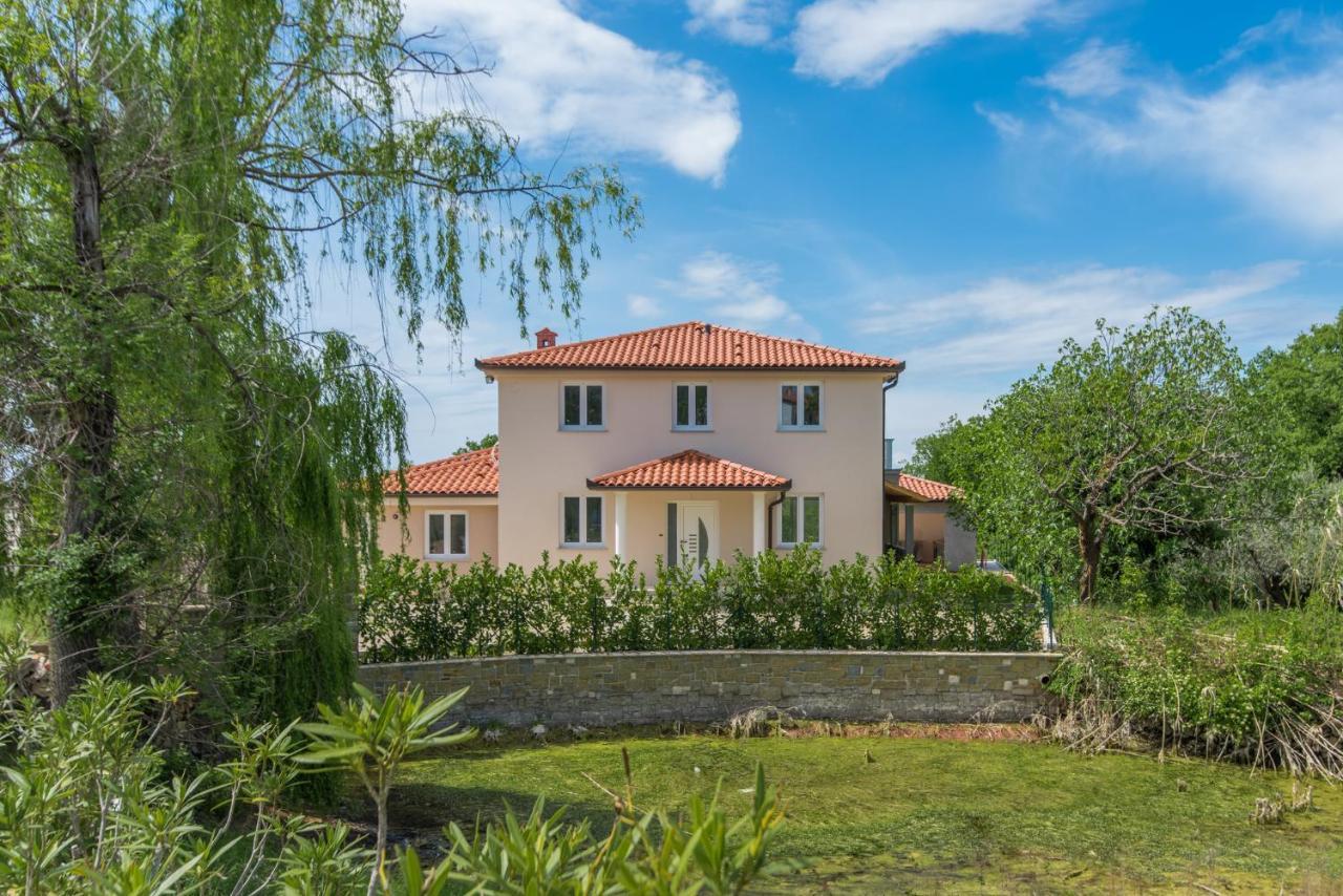 Villa Buroli With Pool, Sauna And Jacuzzi Εξωτερικό φωτογραφία