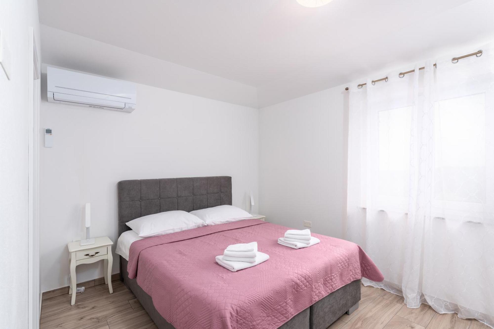 Villa Buroli With Pool, Sauna And Jacuzzi Εξωτερικό φωτογραφία