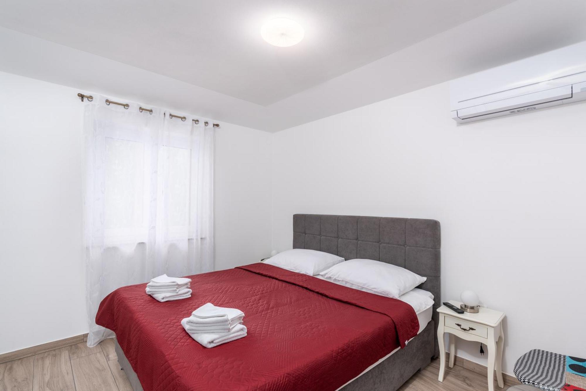 Villa Buroli With Pool, Sauna And Jacuzzi Εξωτερικό φωτογραφία